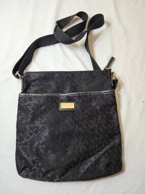 Tommy Hilfiger Black Purse